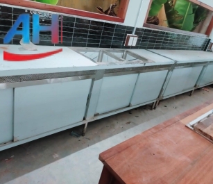thiet-bi-nha-hang-2